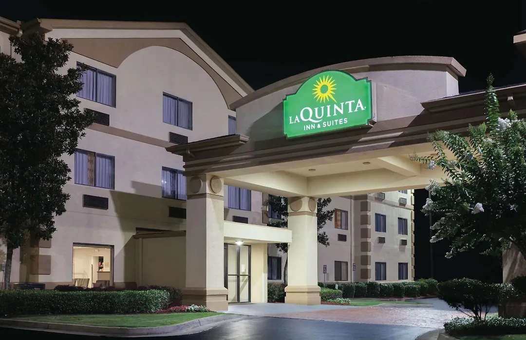 La Quinta Inn & Suites By Wyndham Jackson Airport - Pearl-1