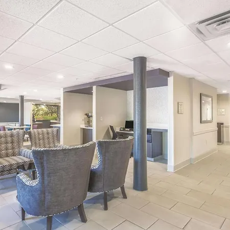 La Quinta Inn & Suites By Wyndham Jackson Airport - Pearl-3